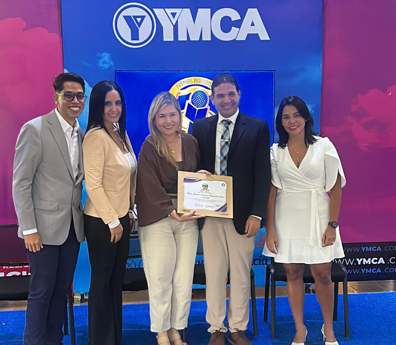 escuela-de-comunicacion-social-de-la-uam-recibe-reconocimiento-en-los-premios-de-periodismo-de-ymca-valencia