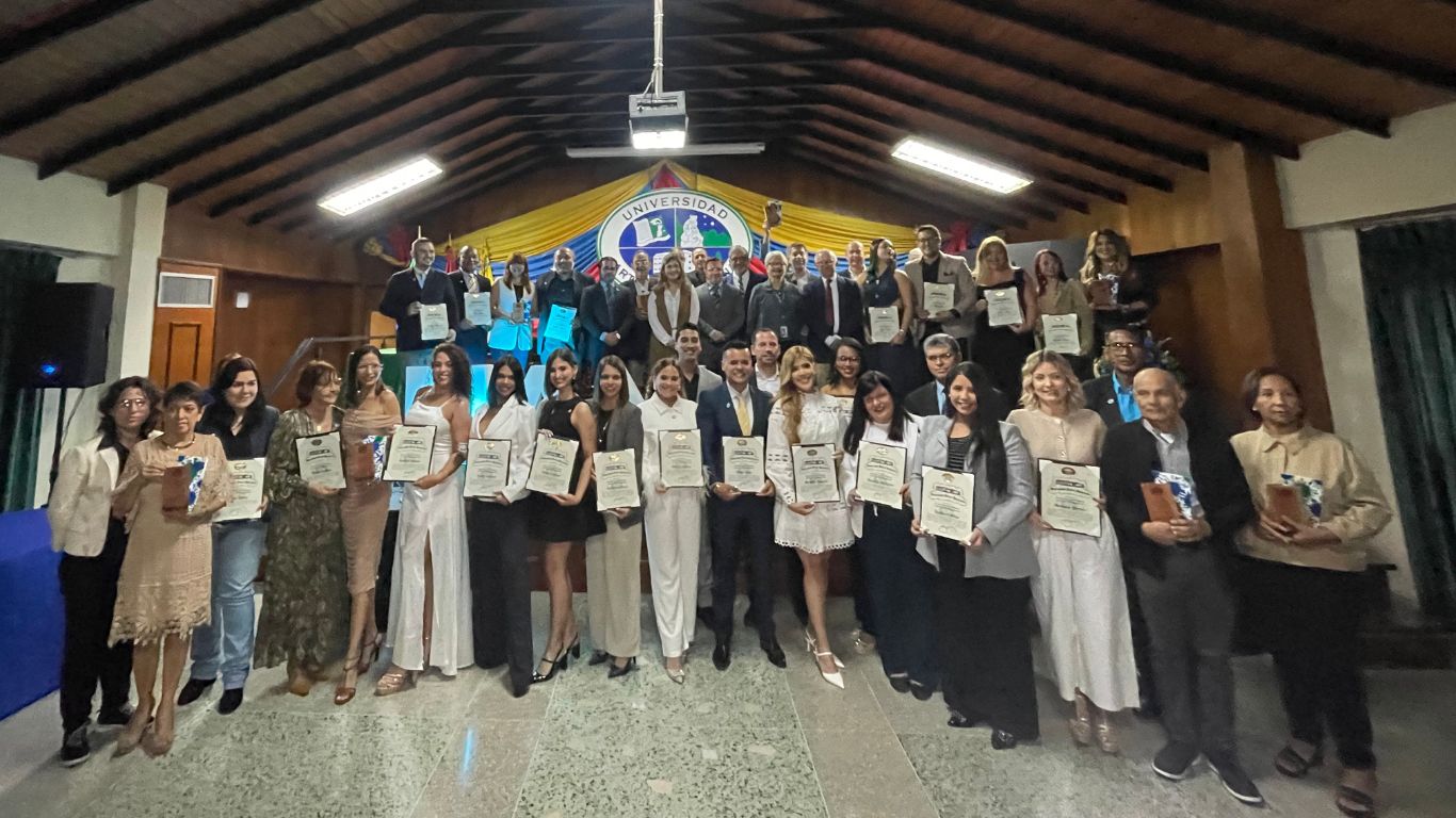UAM celebró con orgullo la entrega del Reconocimiento “Orel Sambrano a las Artes de la Comunicación” 2025