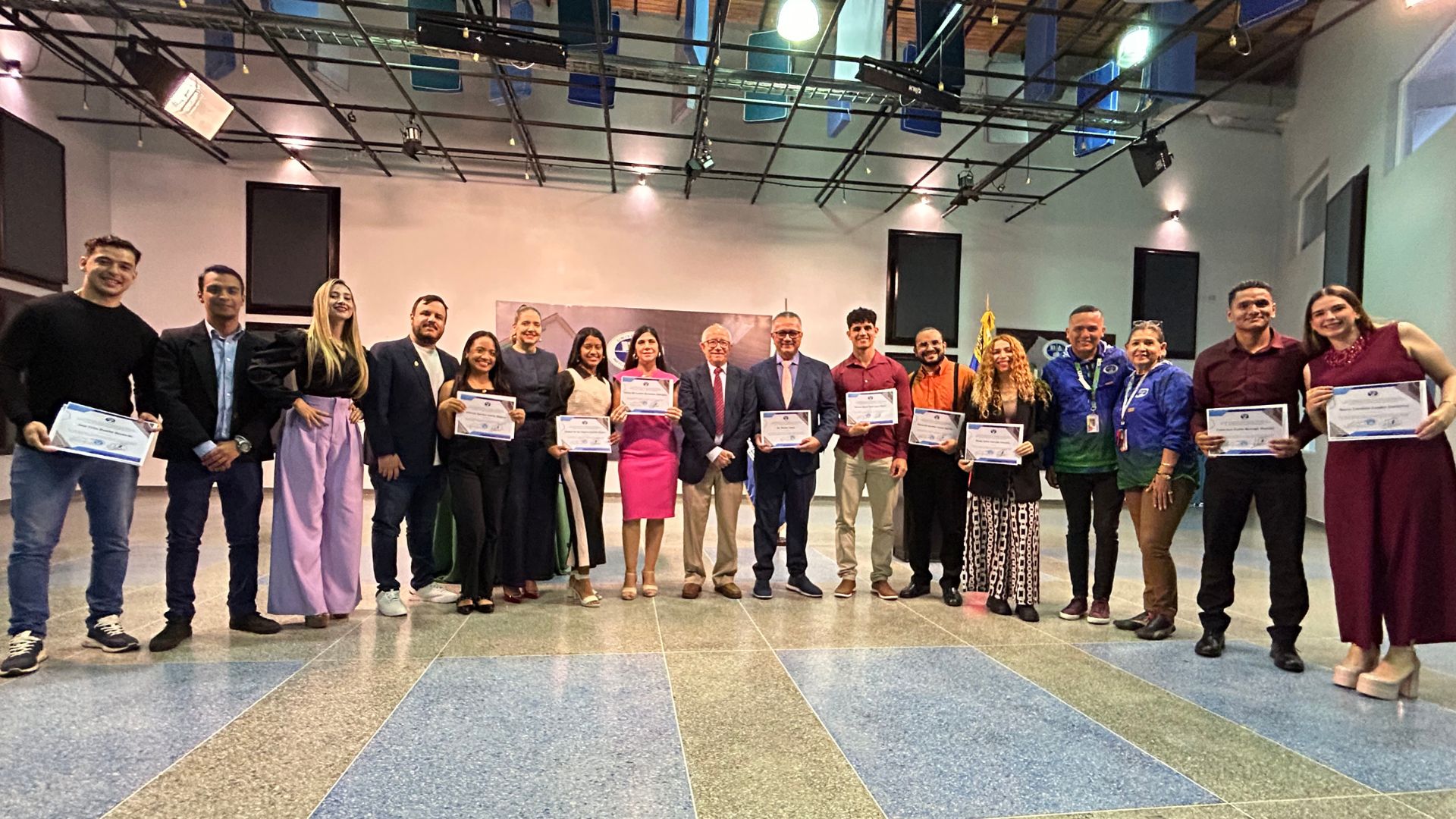 reconocimiento-a-la-excelencia-academica-la-uam-cerro-con-exito-programa-avanzado-en-fisioterapia-traumatologica-y-ortopedica