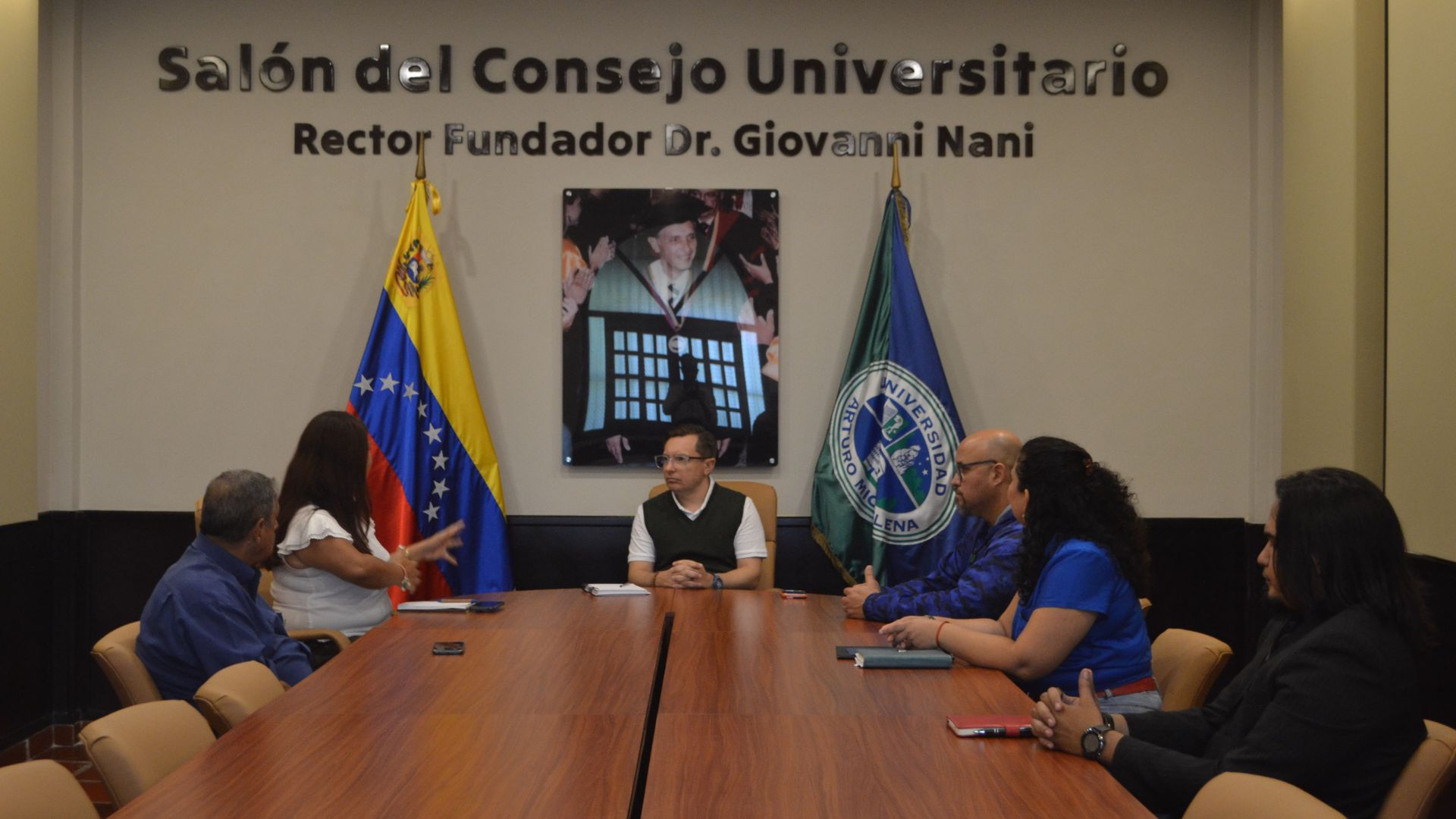 autoridades-de-la-uam-sostuvieron-reunion-con-representantes-del-colegio-de-relacionistas-de-venezuela-para-avanzar-en-proyectos-academicos-y-profesionales