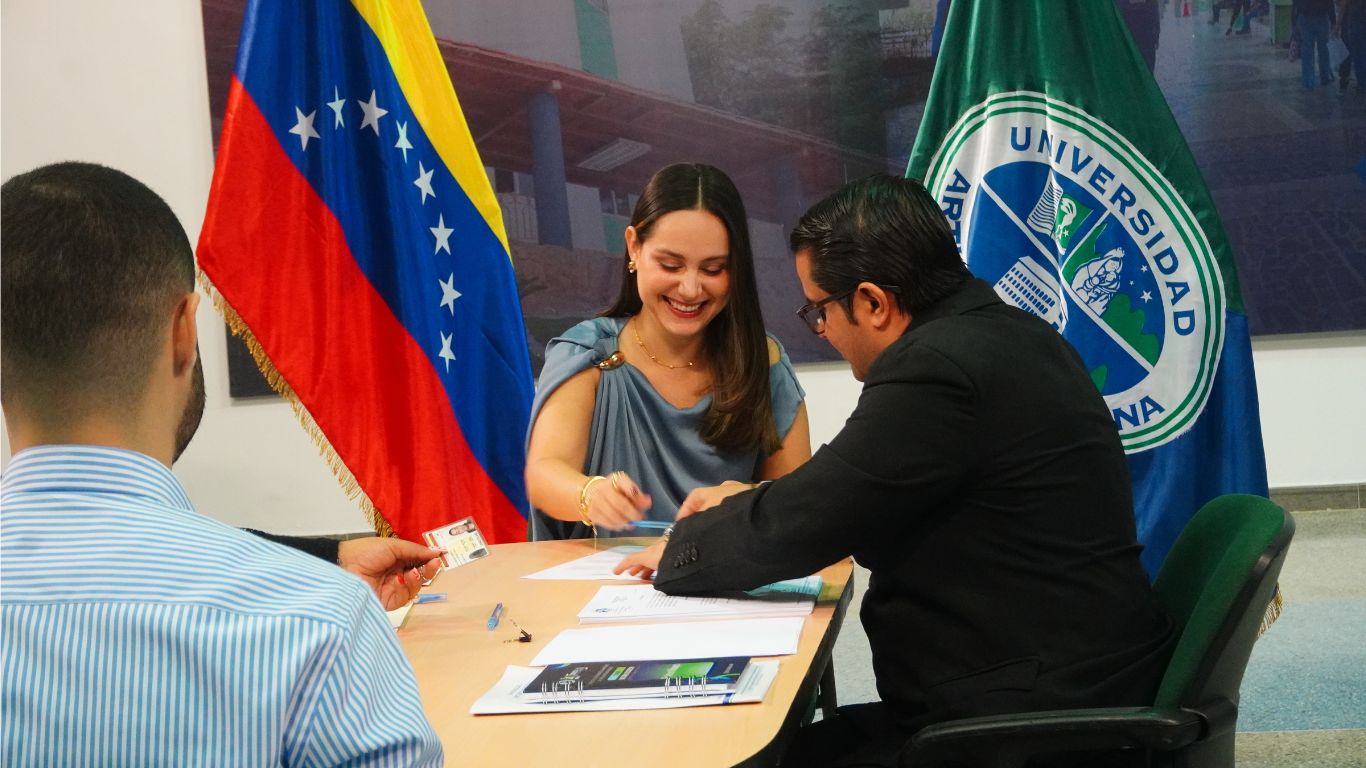 453 Graduandos formalizaron su egreso en la Firma del Libro de la UAM 453-graduandos-formalizaron-su-egreso-en-la-firma-del-libro-de-actas-de-la-uam