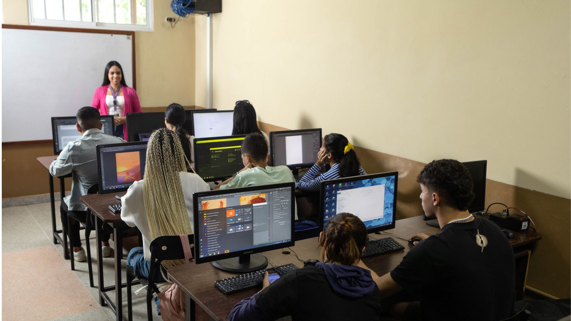 investigacion-realizada-en-la-uam-alerta-sobre-el-uso-no-declarado-de-inteligencia-artificial-generativa-en-trabajos-universitarios
